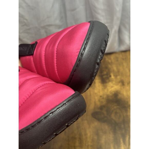 Crocs Classic Puff Moc Dragonfruit Pink Slip On Comfort Lined Womens 10 Mens 8 - Picture 10 of 11